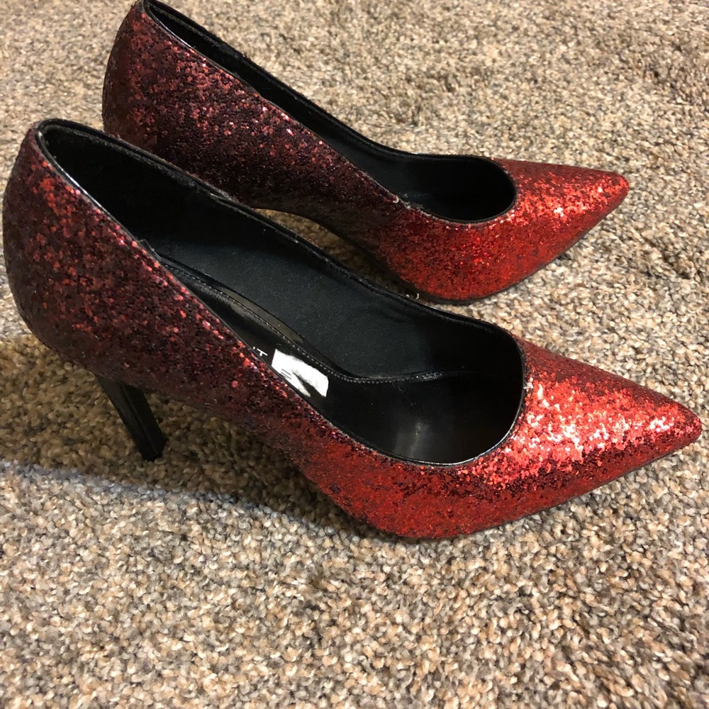 Fioni Heels